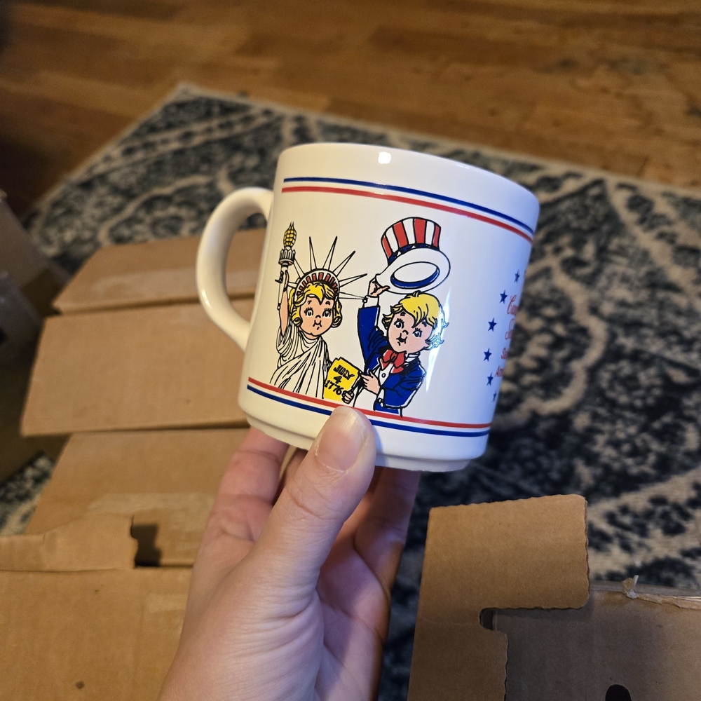 Campbell's Salutes America Mugs